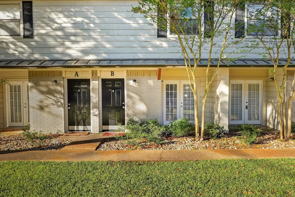 1400 Summit Street #B College Station, TX 77845