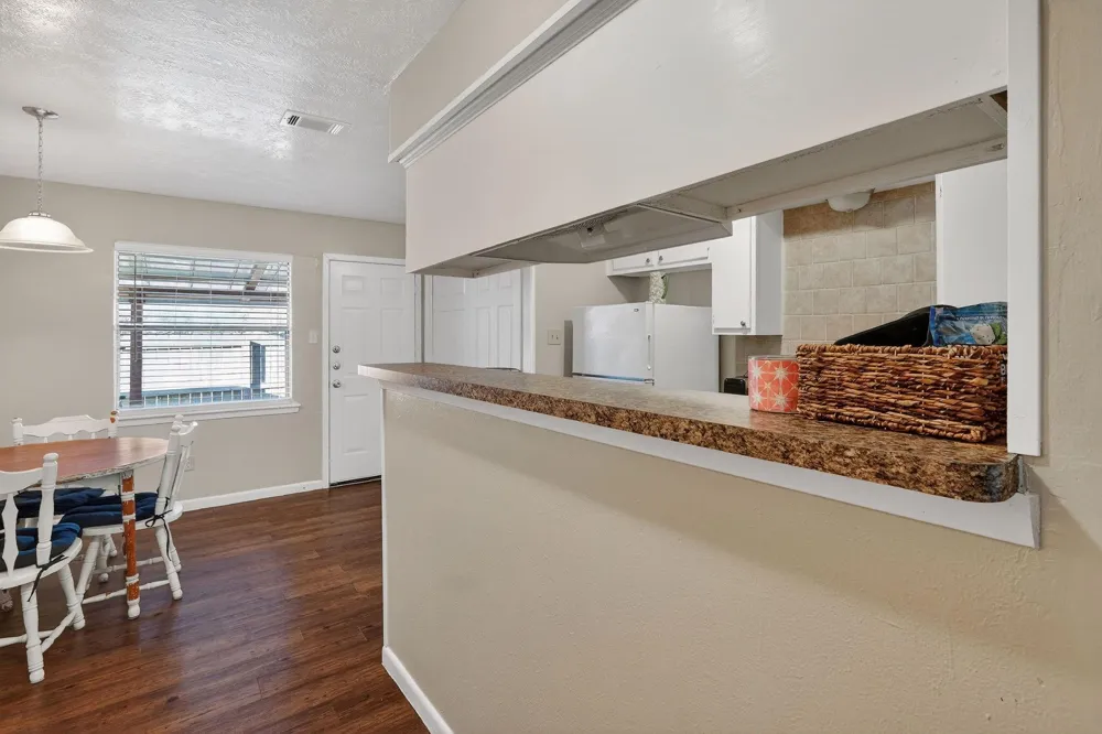 1400 Summit Street #B College Station, TX 77845