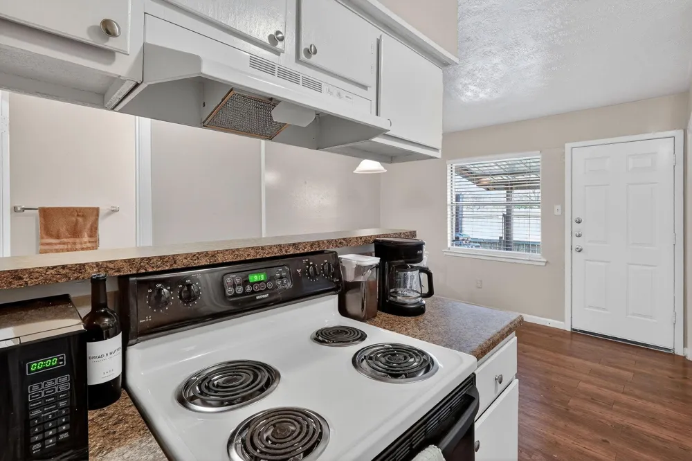 1400 Summit Street #B College Station, TX 77845