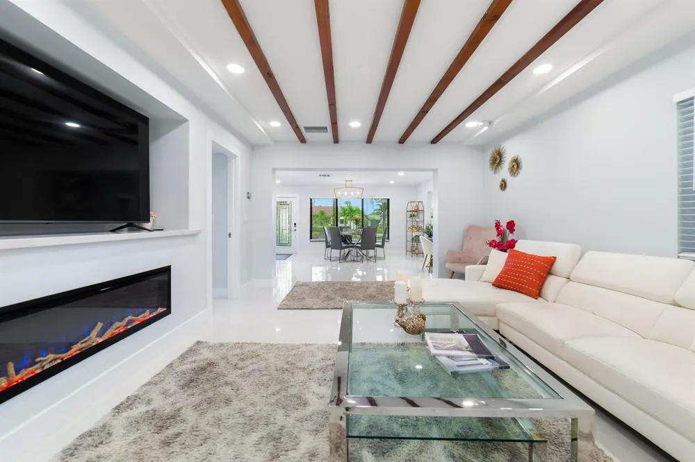 324 Bamboo Road Palm Beach Shores, FL 33404