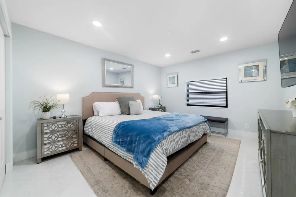 324 Bamboo Road Palm Beach Shores, FL 33404