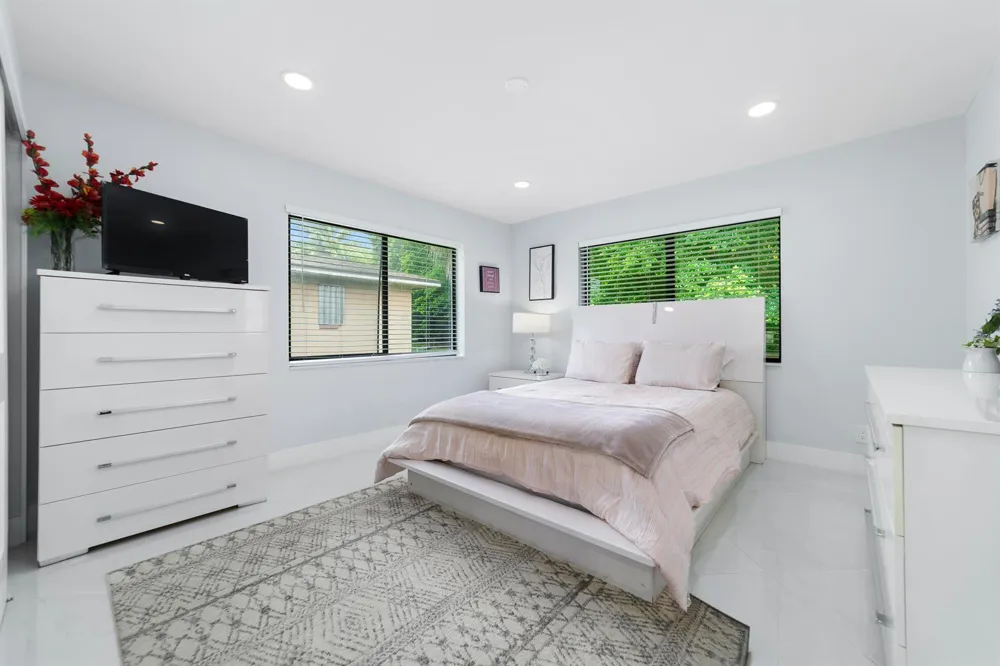 324 Bamboo Road Palm Beach Shores, FL 33404