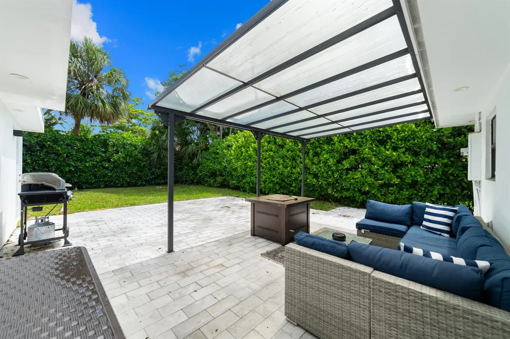 324 Bamboo Road Palm Beach Shores, FL 33404