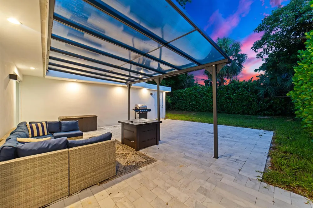 324 Bamboo Road Palm Beach Shores, FL 33404