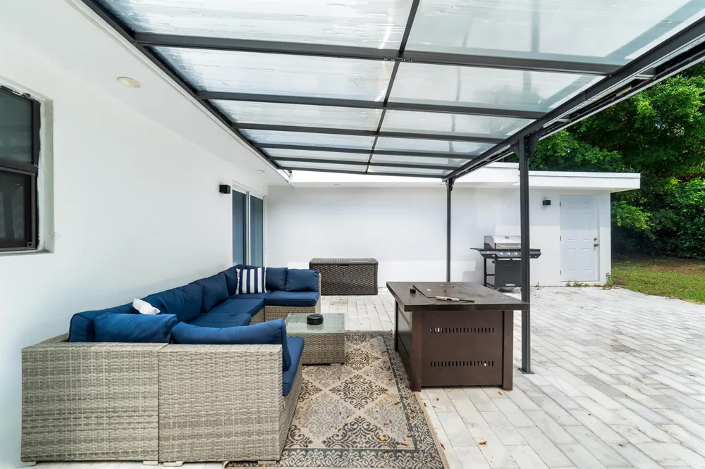324 Bamboo Road Palm Beach Shores, FL 33404