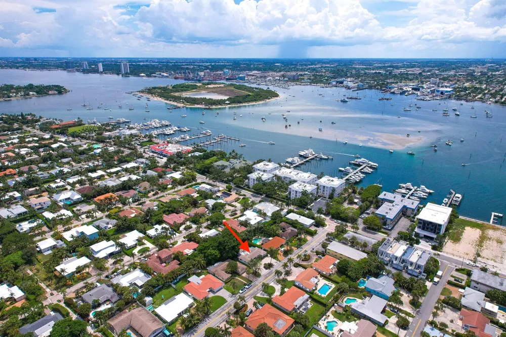 324 Bamboo Road Palm Beach Shores, FL 33404
