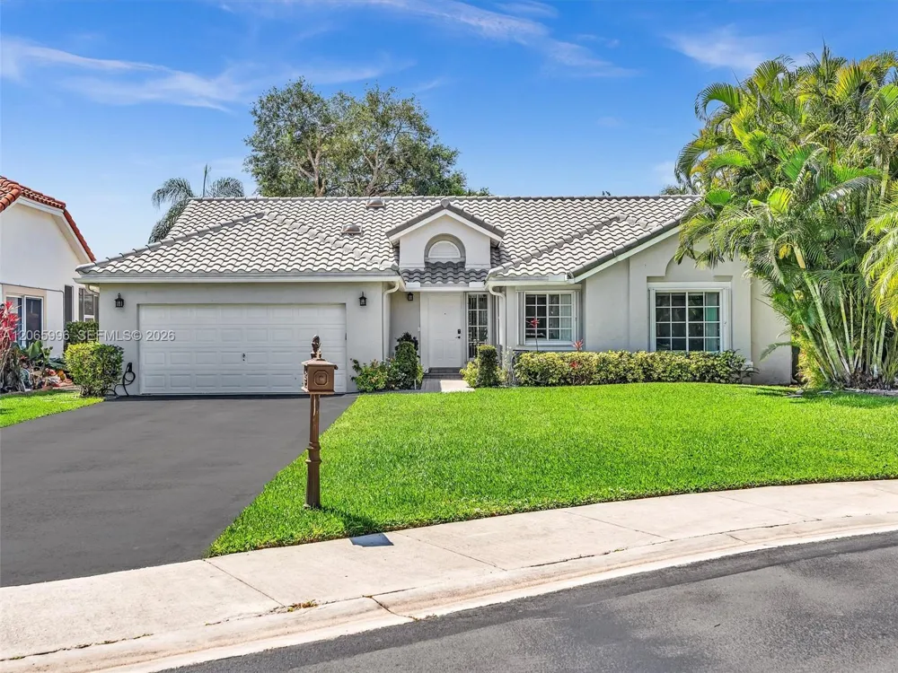 629 Spinnaker Weston, FL 33326