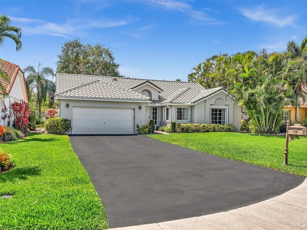 629 Spinnaker Weston, FL 33326