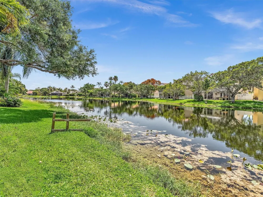 629 Spinnaker Weston, FL 33326