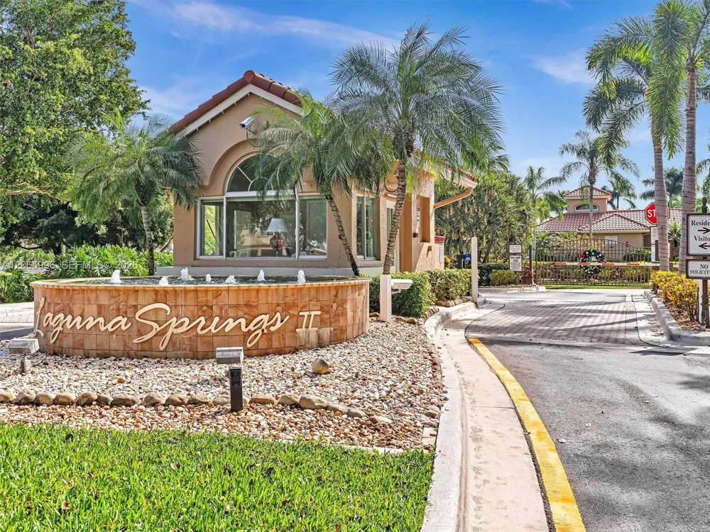 629 Spinnaker Weston, FL 33326