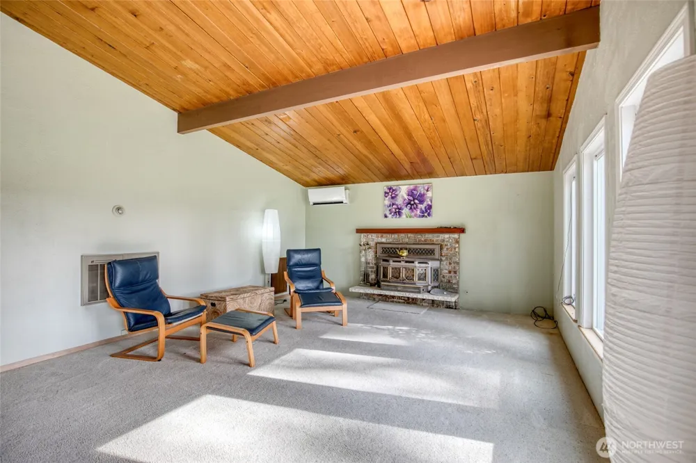483 Dolphin Avenue NE Ocean Shores, WA 98569