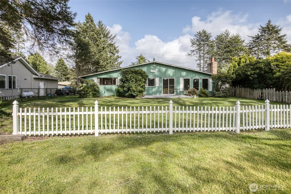 483 Dolphin Avenue NE Ocean Shores, WA 98569