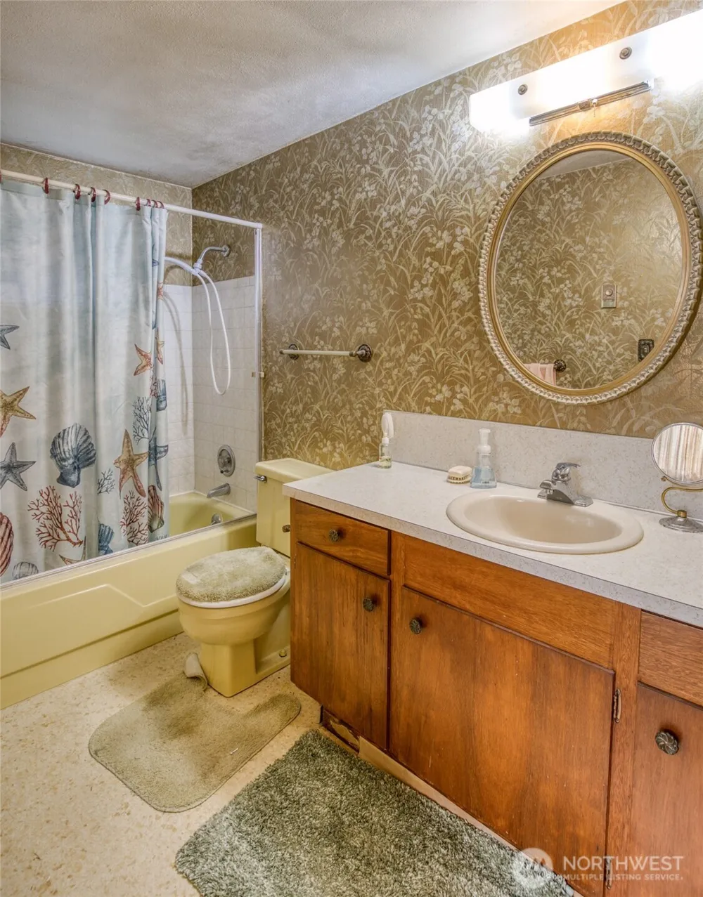 483 Dolphin Avenue NE Ocean Shores, WA 98569