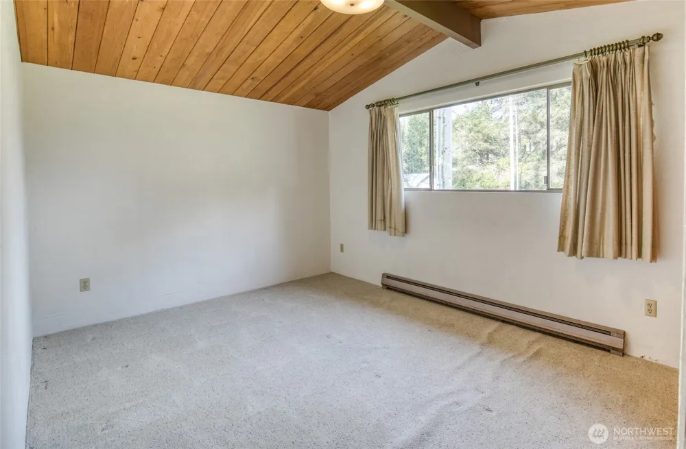 483 Dolphin Avenue NE Ocean Shores, WA 98569