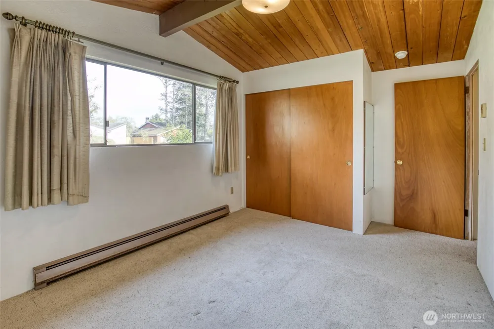 483 Dolphin Avenue NE Ocean Shores, WA 98569