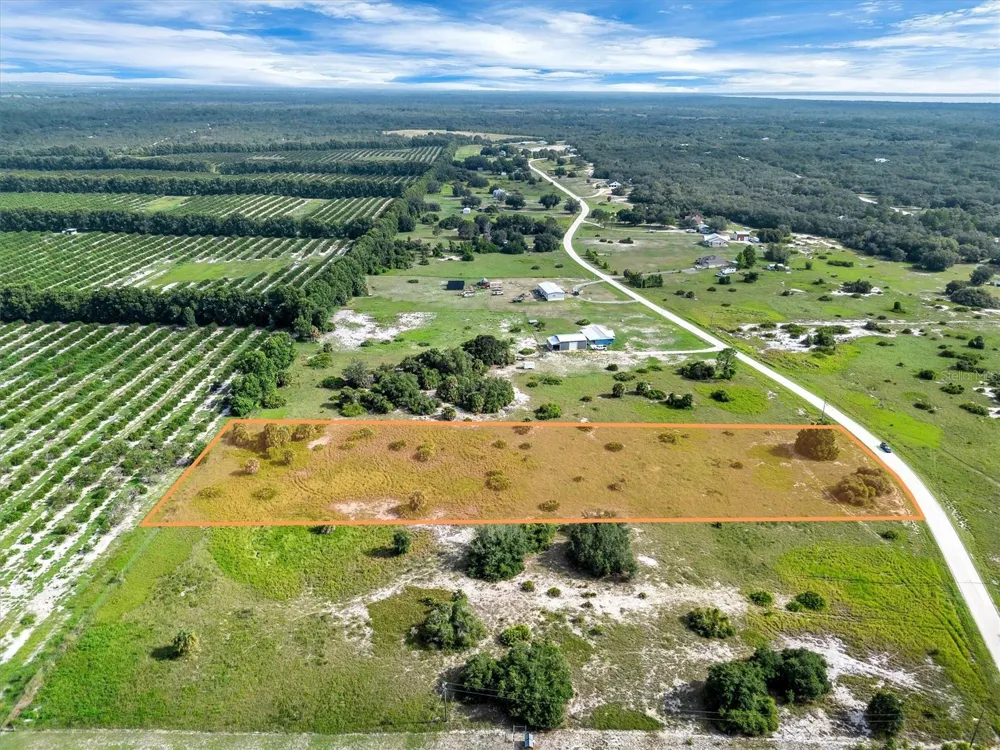 2478 OLD GROVE TRAIL Frostproof, FL 33843