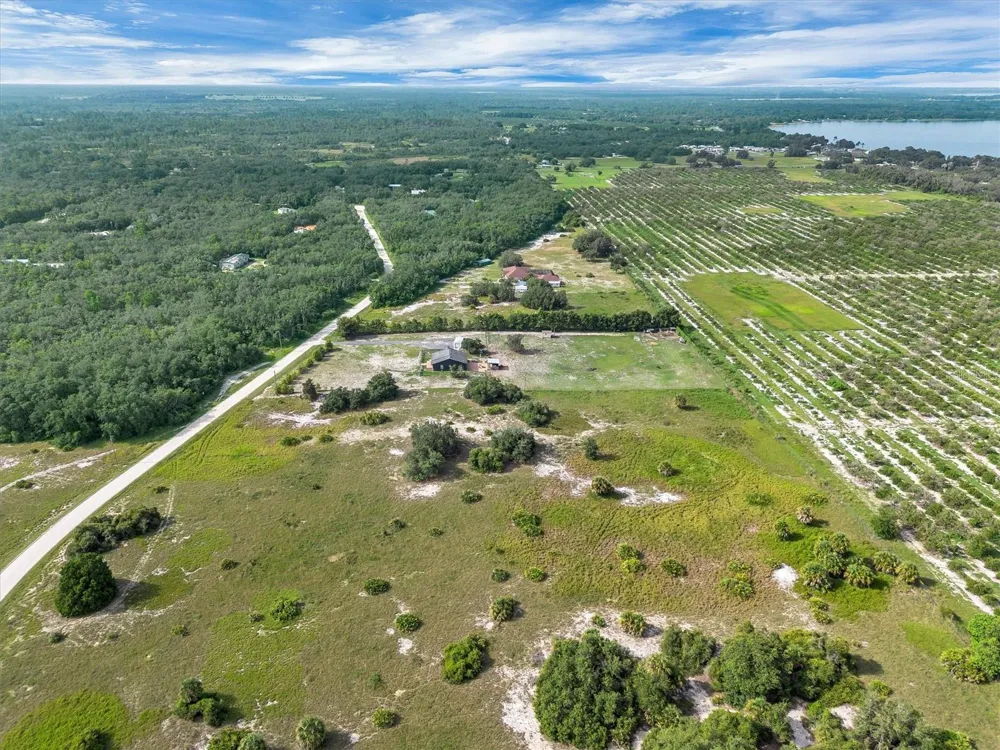 2478 OLD GROVE TRAIL Frostproof, FL 33843