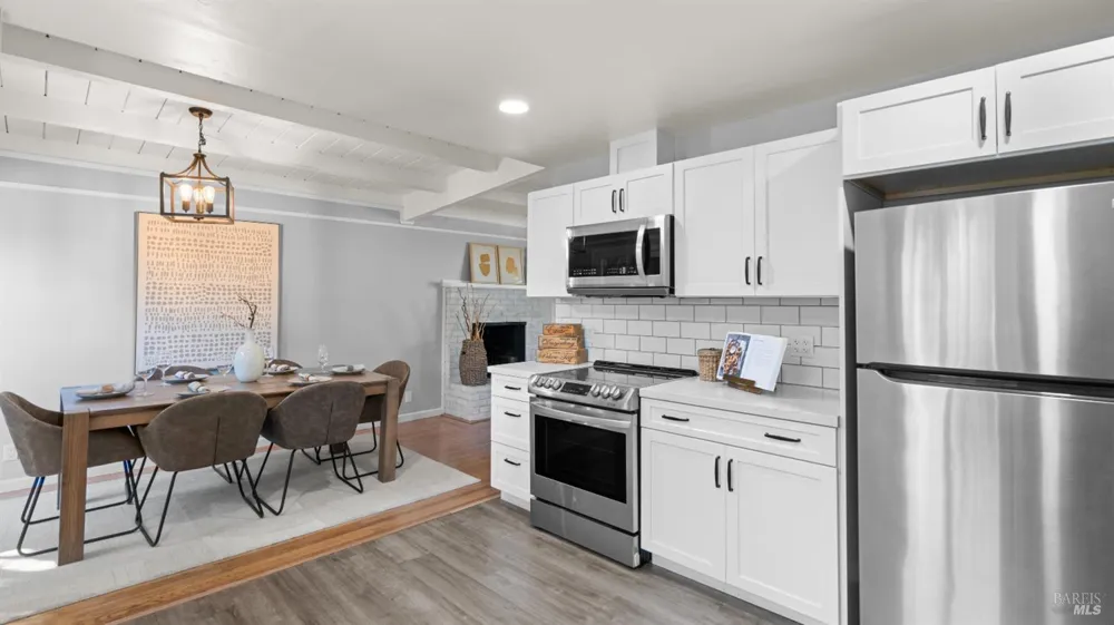 28 Windsor Avenue San Rafael, CA 94901