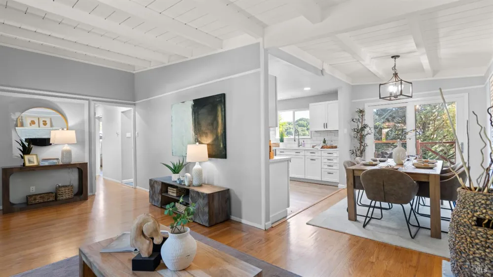 28 Windsor Avenue San Rafael, CA 94901