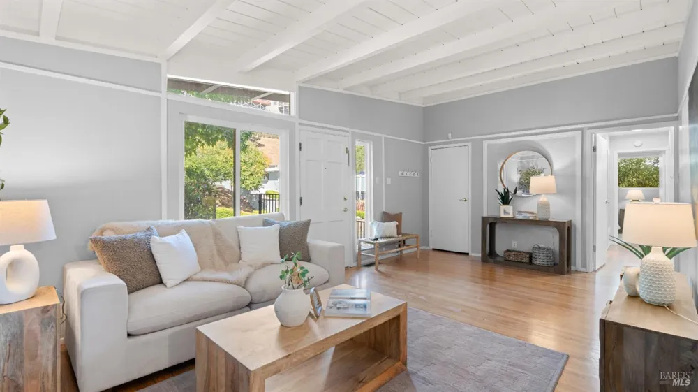 28 Windsor Avenue San Rafael, CA 94901