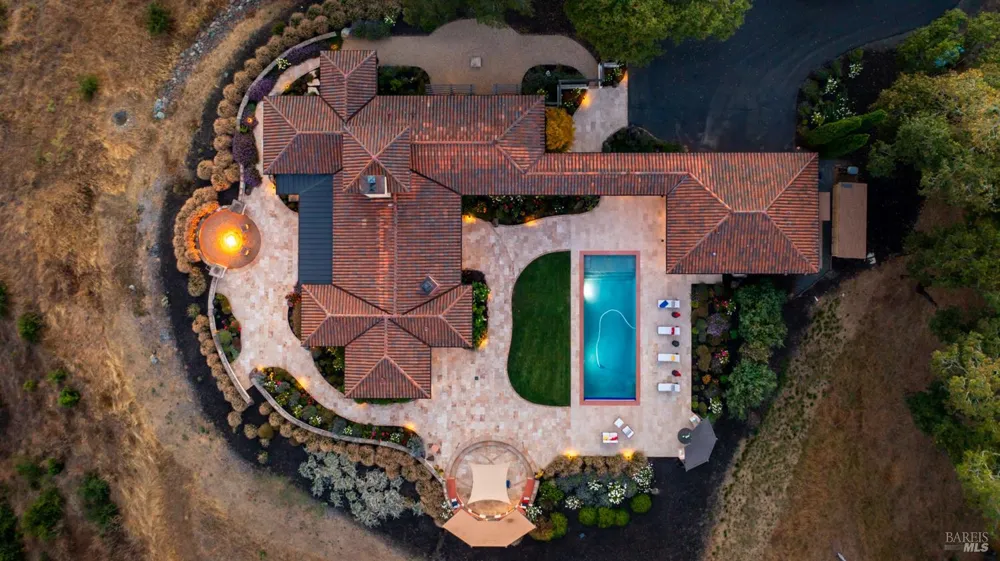 6450 Plum Ranch Road Santa Rosa, CA 95404