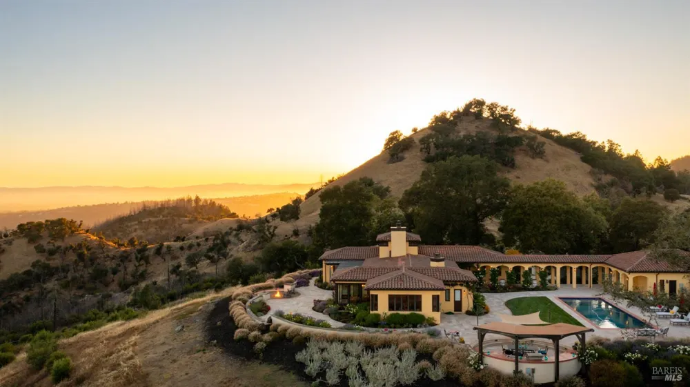 6450 Plum Ranch Road Santa Rosa, CA 95404