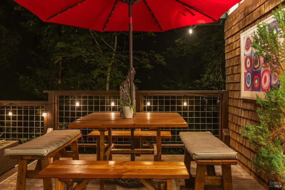 11150 Terrace Drive Forestville, CA 95436