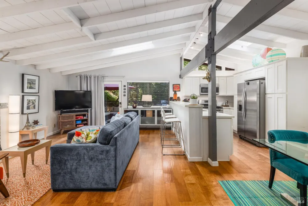 11150 Terrace Drive Forestville, CA 95436