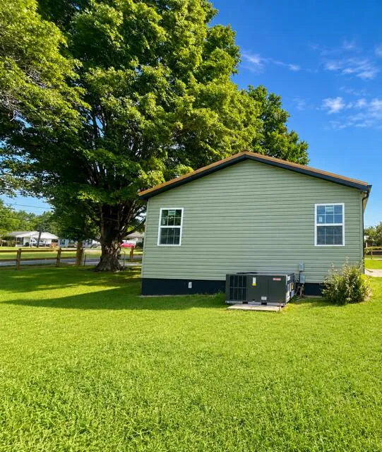 302 Kale Avenue Englewood, TN 37329