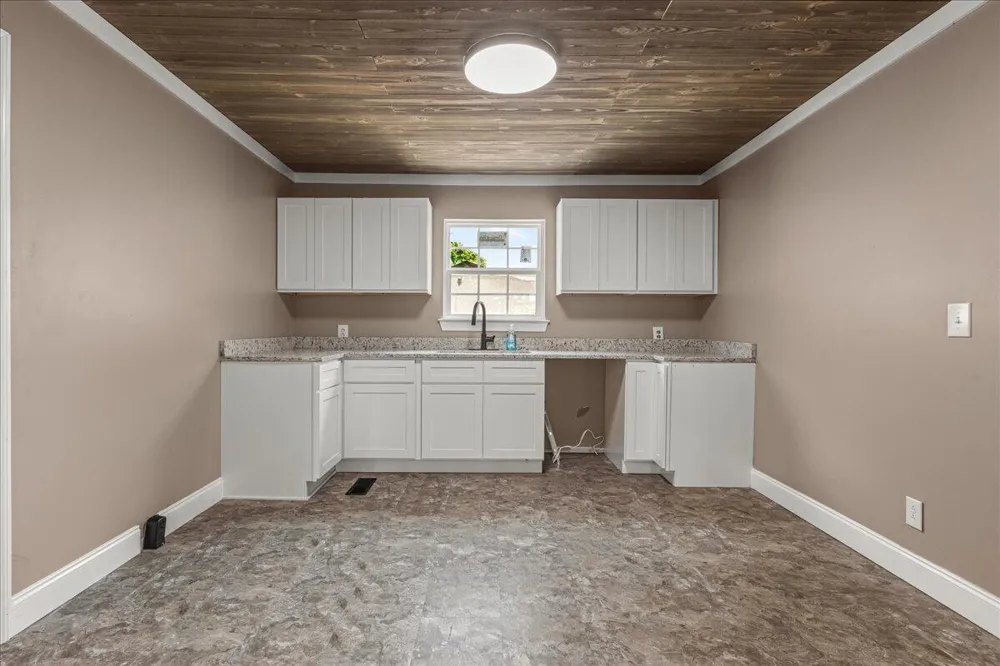 302 Kale Avenue Englewood, TN 37329