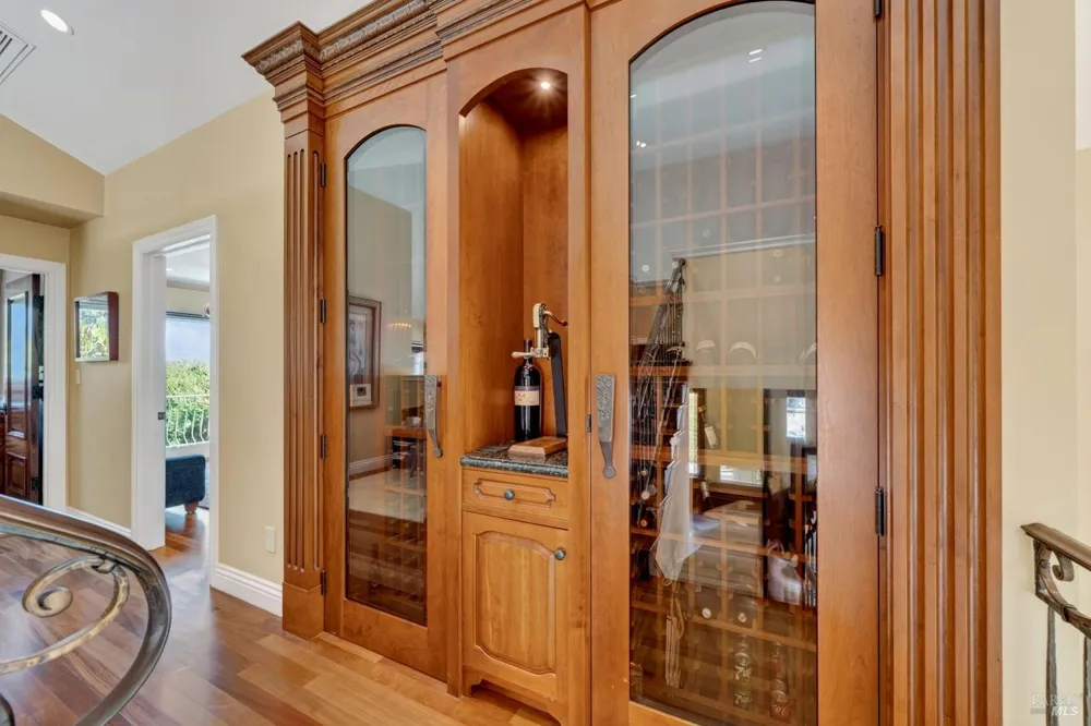 1176 Castle Oaks Drive Napa, CA 94558