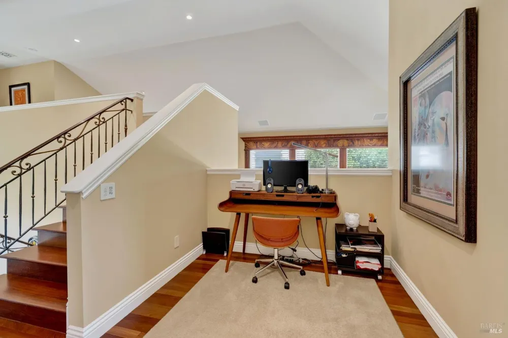 1176 Castle Oaks Drive Napa, CA 94558