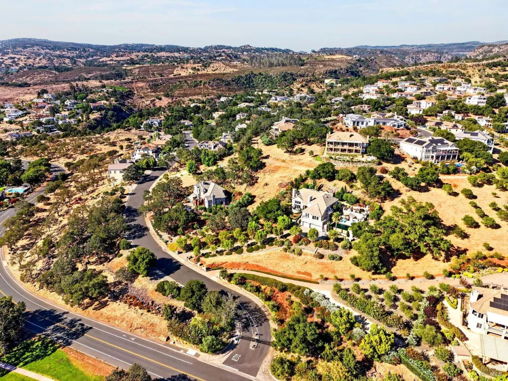 1176 Castle Oaks Drive Napa, CA 94558