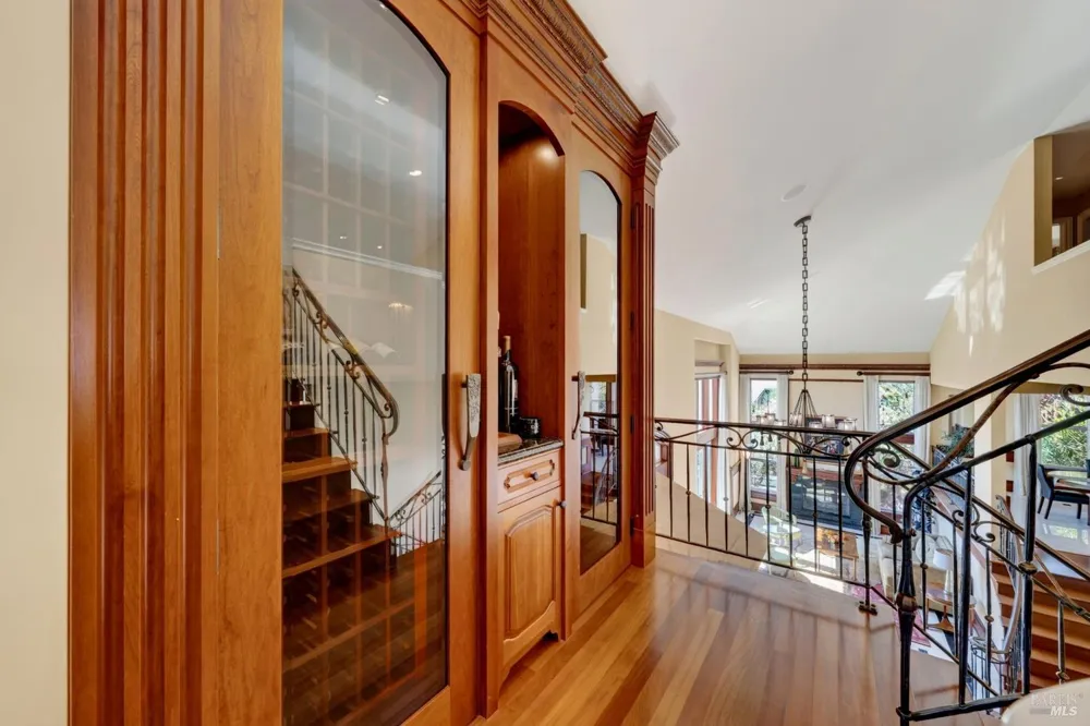 1176 Castle Oaks Drive Napa, CA 94558
