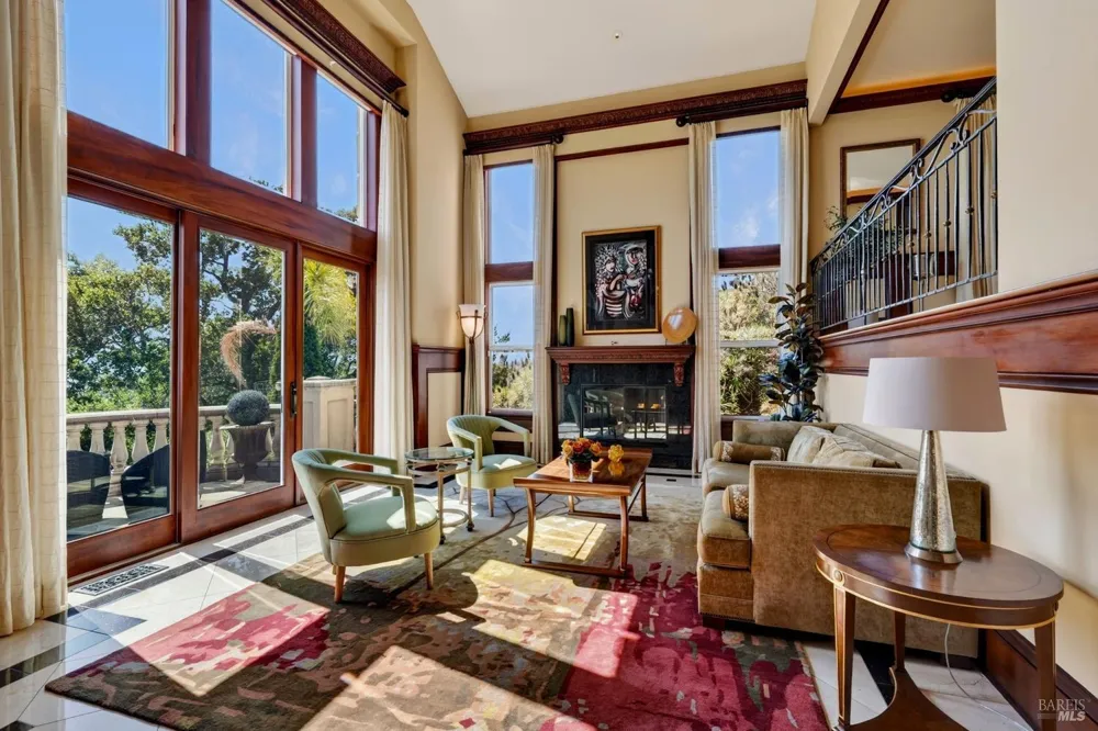 1176 Castle Oaks Drive Napa, CA 94558