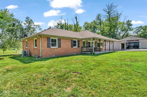 5935 W County Road 200 S