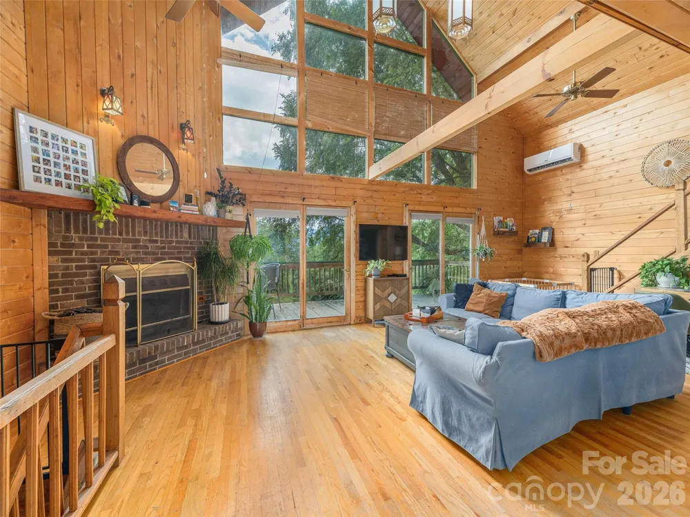 215 Hall Top Road Waynesville, NC 28786