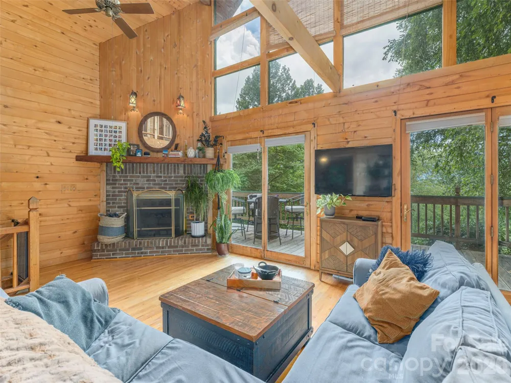 215 Hall Top Road Waynesville, NC 28786