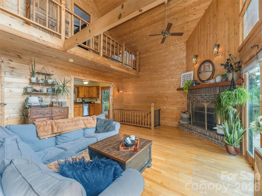 215 Hall Top Road Waynesville, NC 28786