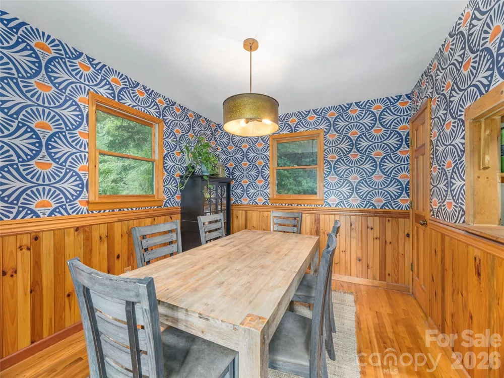 215 Hall Top Road Waynesville, NC 28786