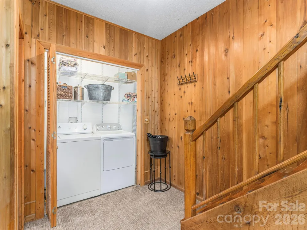 215 Hall Top Road Waynesville, NC 28786