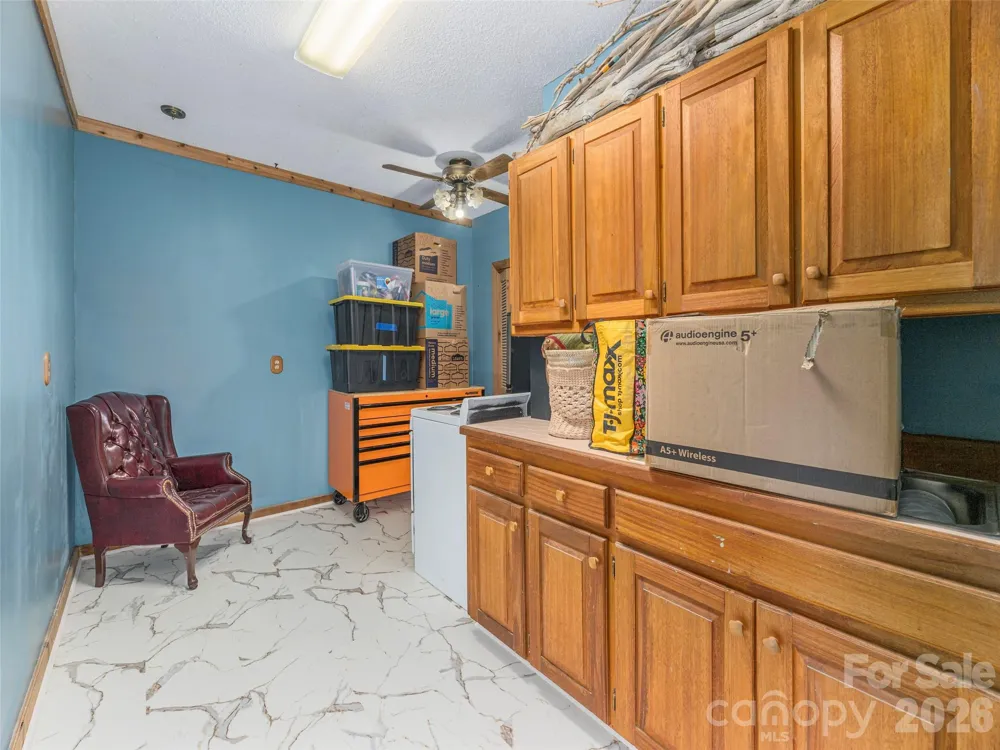 215 Hall Top Road Waynesville, NC 28786