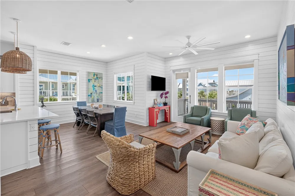 148 Sabal Lane Port Aransas, TX 78373