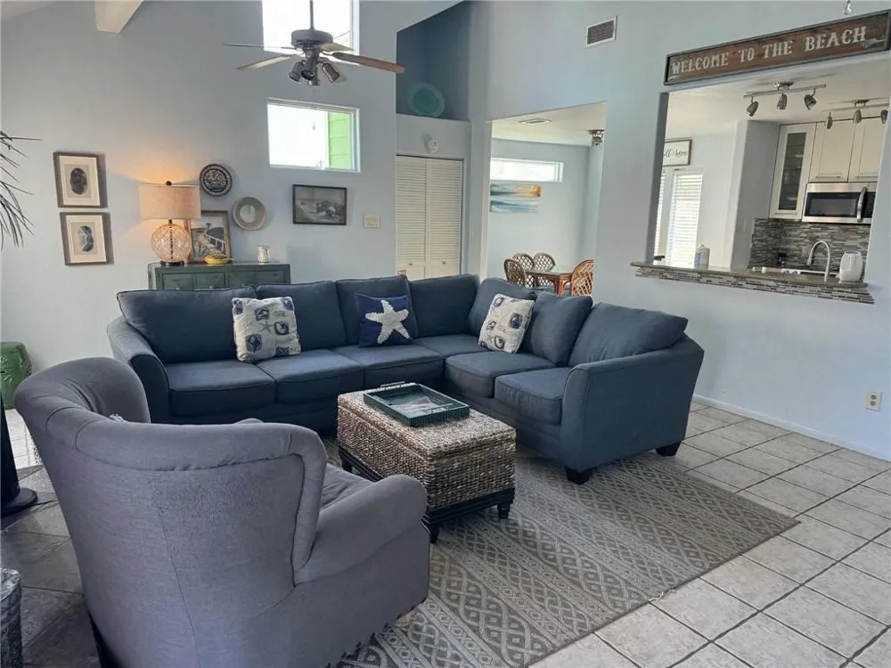 6877 SH 361 #31 Port Aransas, TX 78373