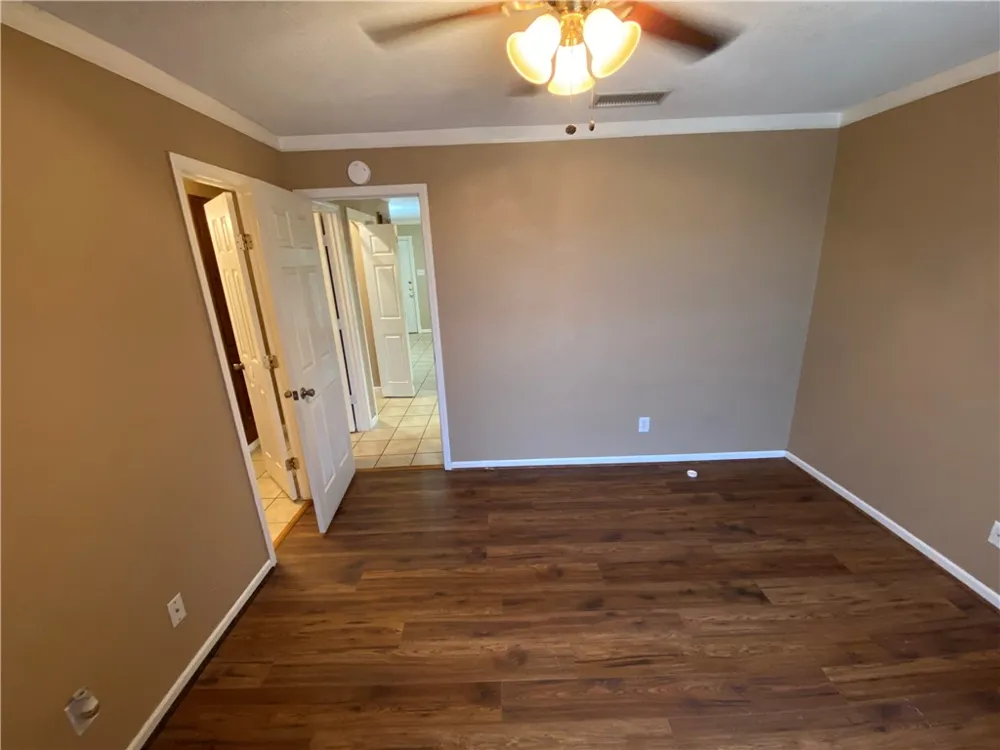 6702 Everhart #H-108 Corpus Christi, TX 78413