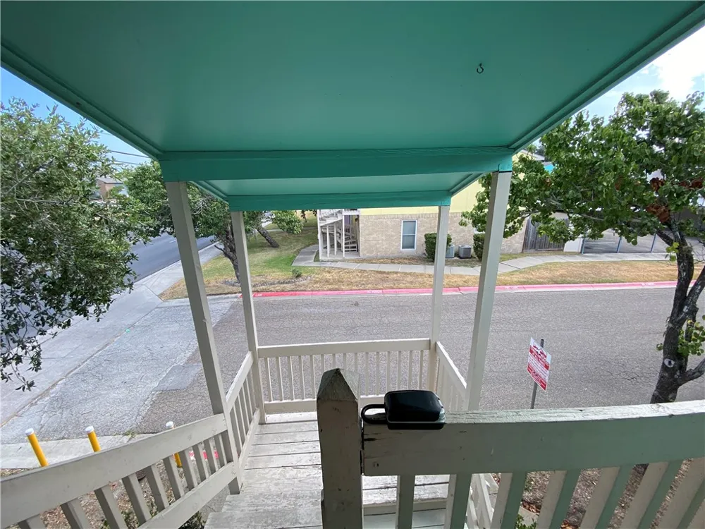 6702 Everhart #H-108 Corpus Christi, TX 78413