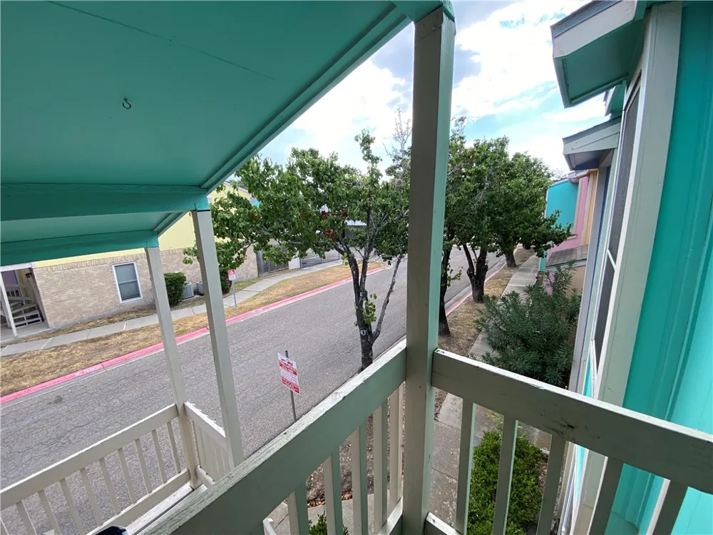 6702 Everhart #H-108 Corpus Christi, TX 78413