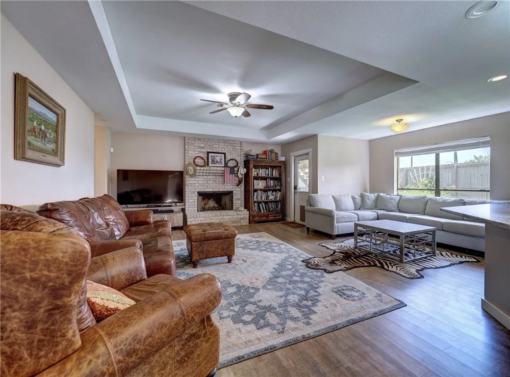 543 Lydia Ann Channel Port Aransas, TX 78373