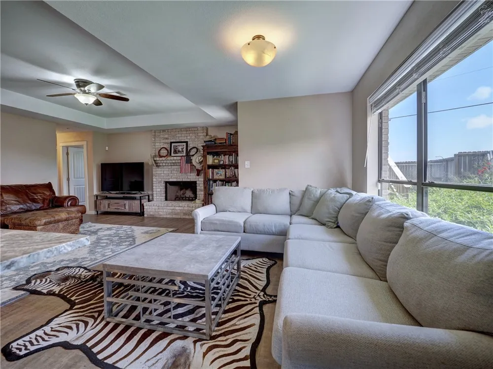 543 Lydia Ann Channel Port Aransas, TX 78373