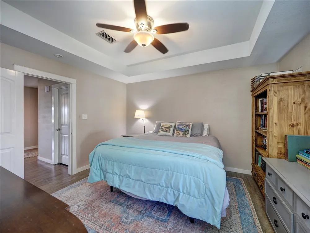 543 Lydia Ann Channel Port Aransas, TX 78373